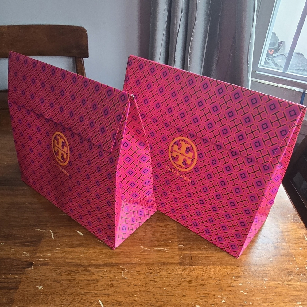 Tory Burch Gift Bags (2)
